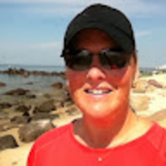 Meet your Posher, Allie - Picture 1 of 1